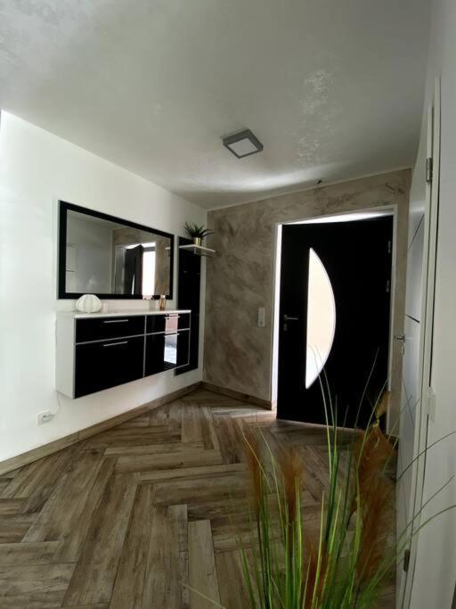 Villa Mit Pool Ζίγκμπουργκ Εξωτερικό φωτογραφία